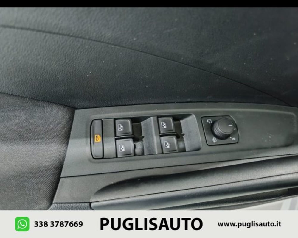 Skoda Fabia usata a Catania (20)
