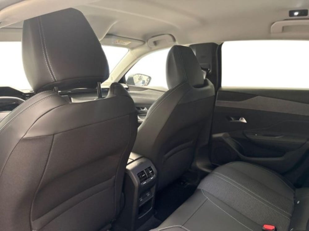 Peugeot 308 nuova a Ancona (17)