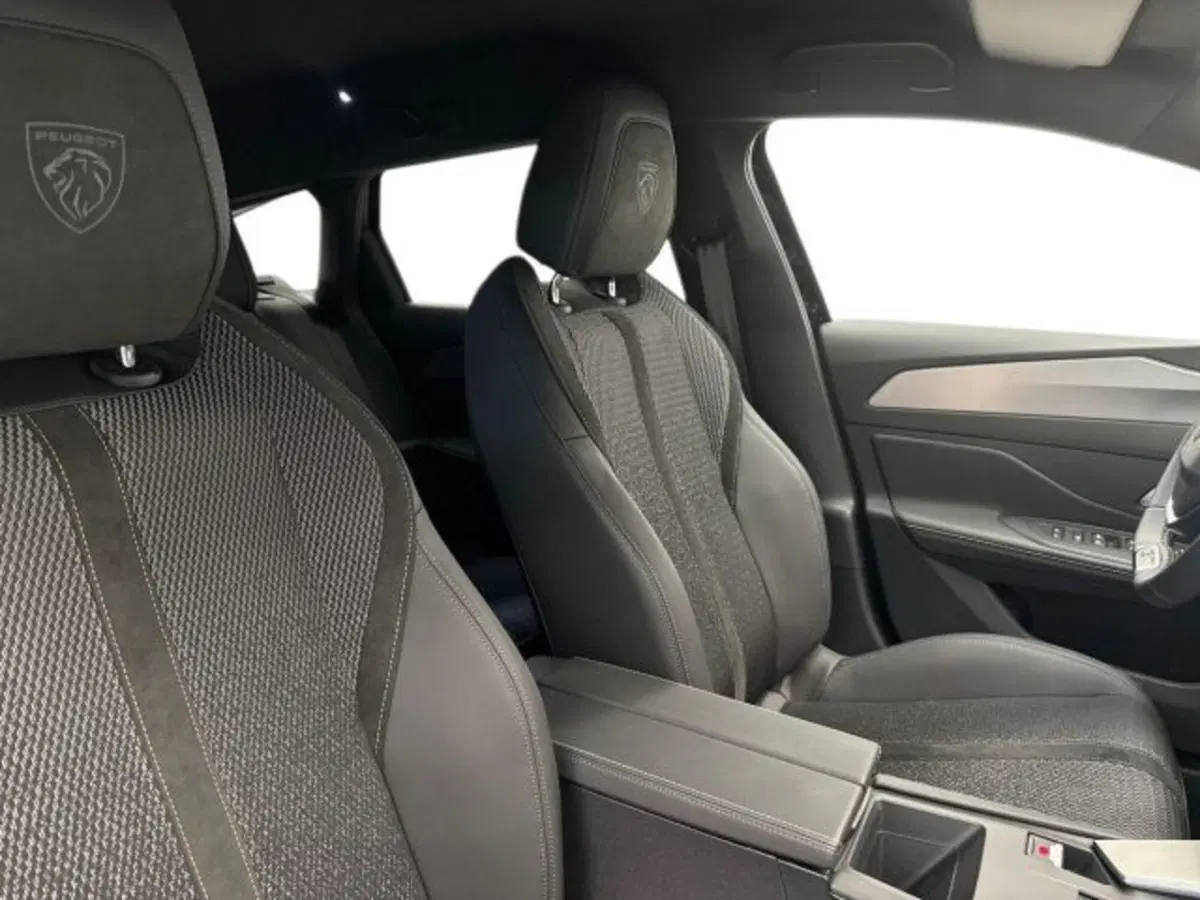 Peugeot 308 SW nuova a Ancona (16)
