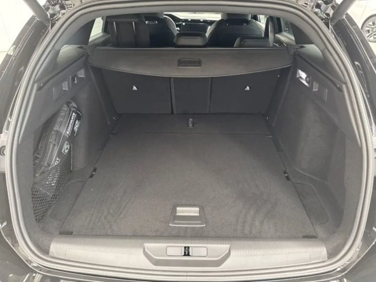 Peugeot 308 SW nuova a Ancona (7)