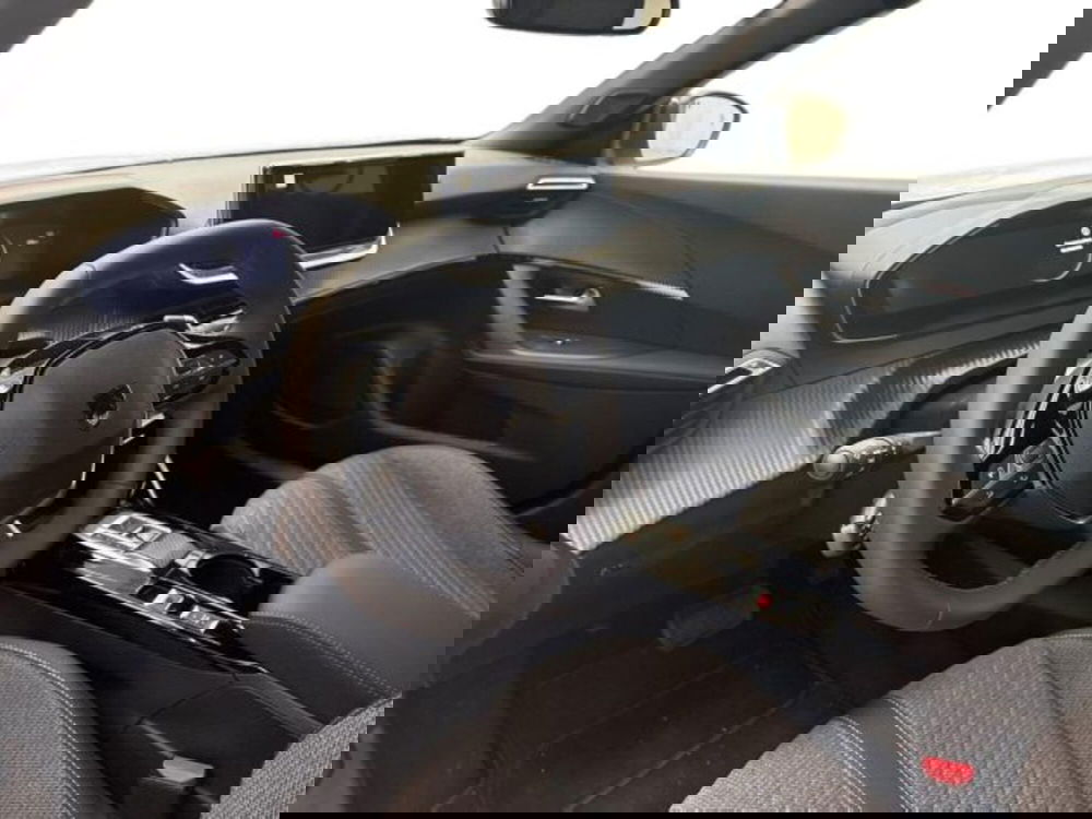 Peugeot 2008 nuova a Ancona (9)