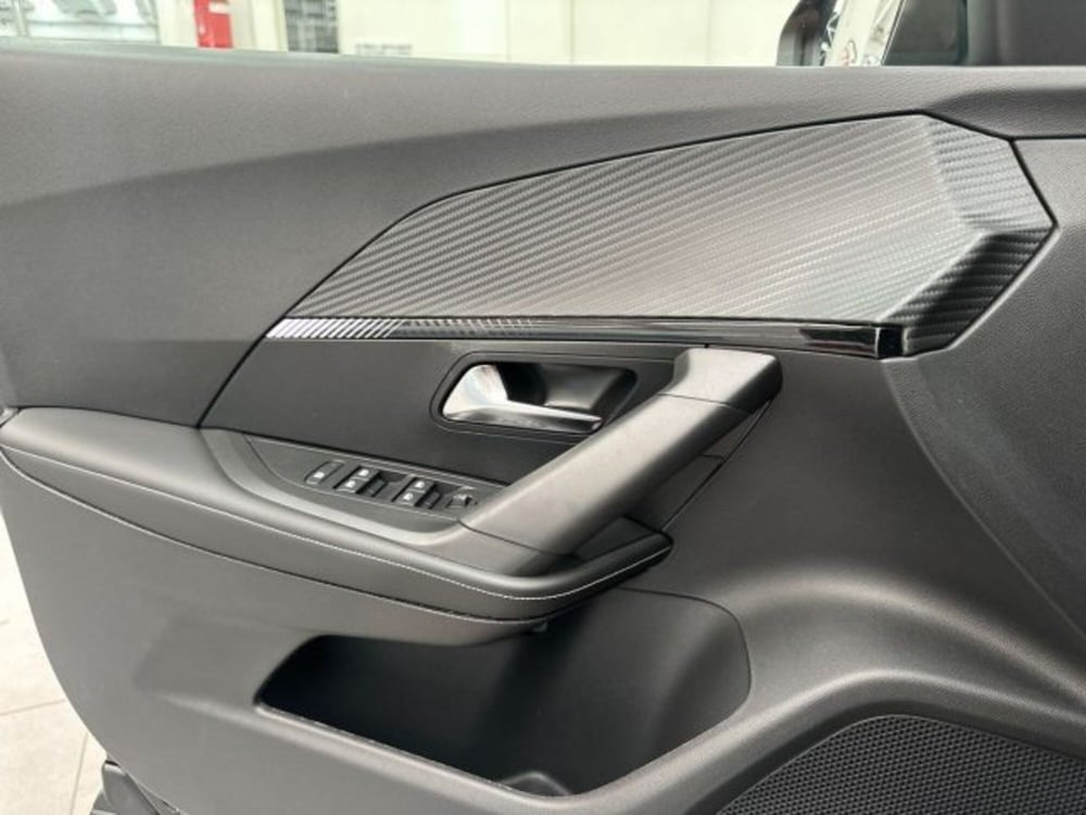 Peugeot 2008 nuova a Ancona (13)