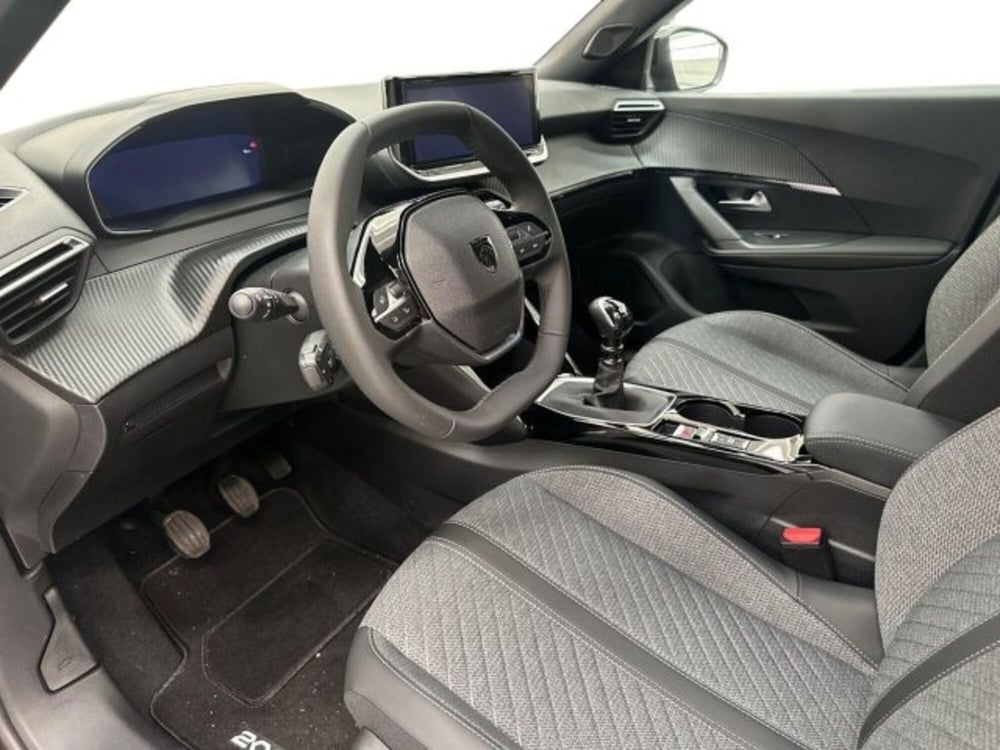 Peugeot 2008 nuova a Ancona (9)