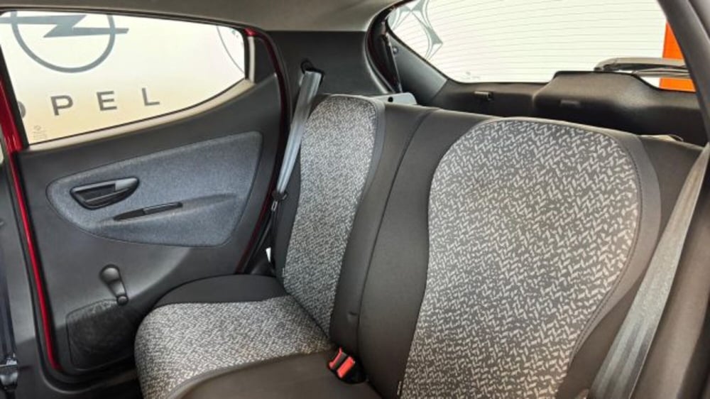 Lancia Ypsilon usata a Torino (10)