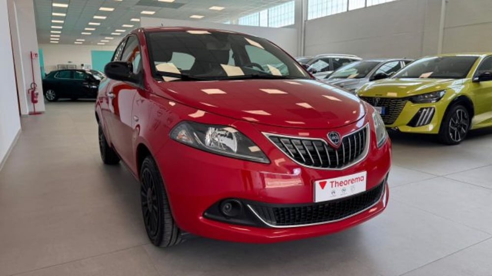 Lancia Ypsilon usata a Torino (7)