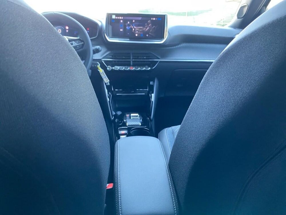 Peugeot 2008 nuova a Torino (11)