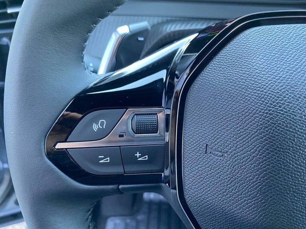 Peugeot 2008 nuova a Torino (12)