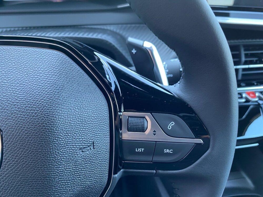 Peugeot 2008 nuova a Torino (13)