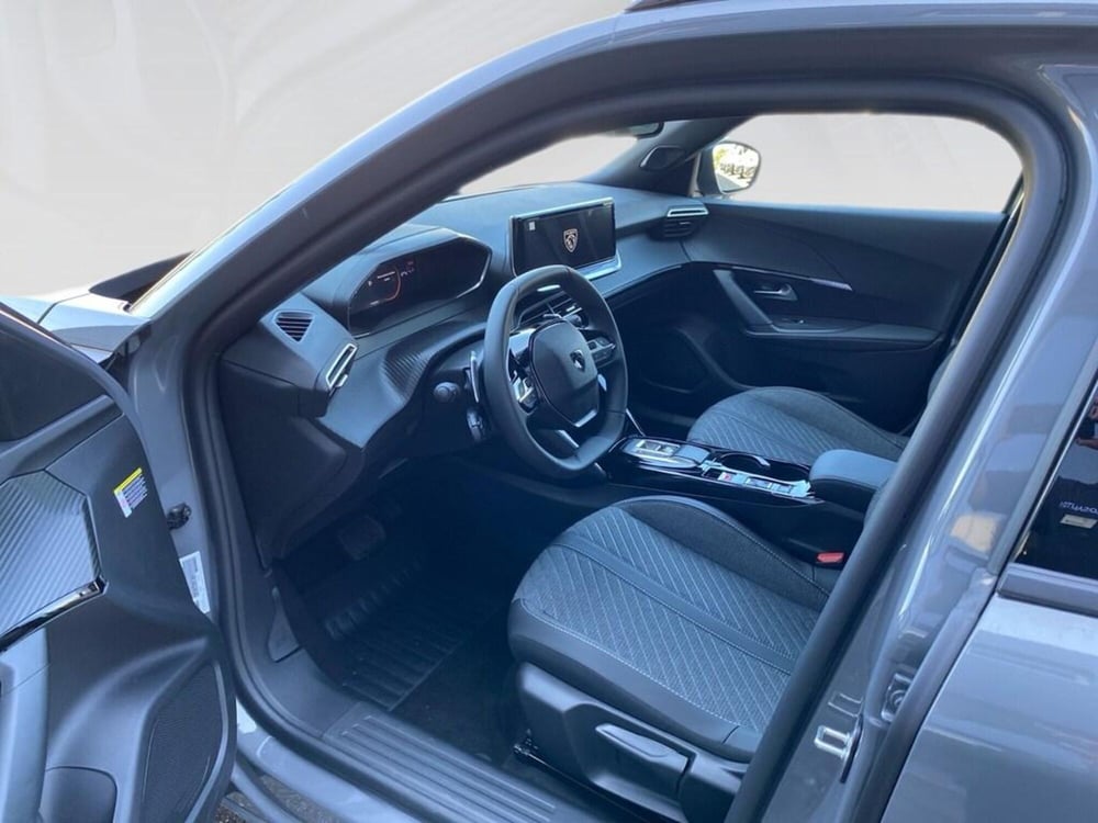 Peugeot 2008 nuova a Torino (7)