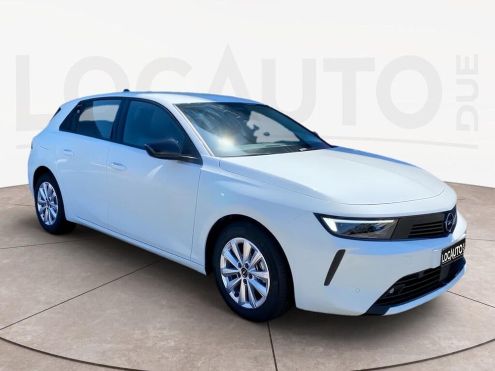 Opel Astra nuova a Torino (3)