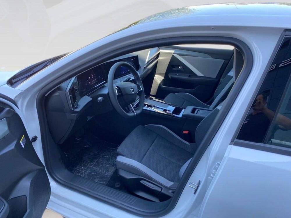 Opel Astra nuova a Torino (7)