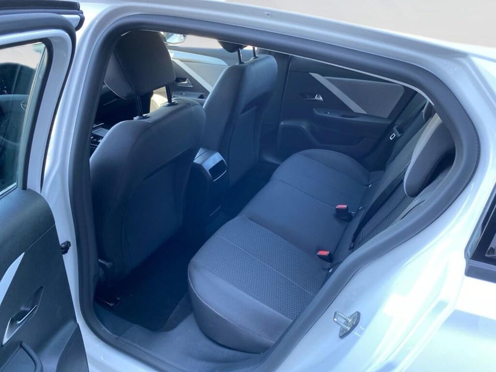 Opel Astra nuova a Torino (8)