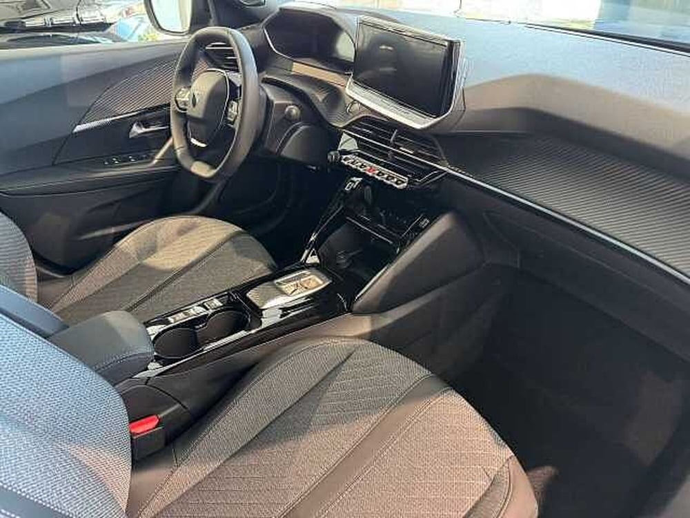 Peugeot 2008 nuova a Brescia (10)