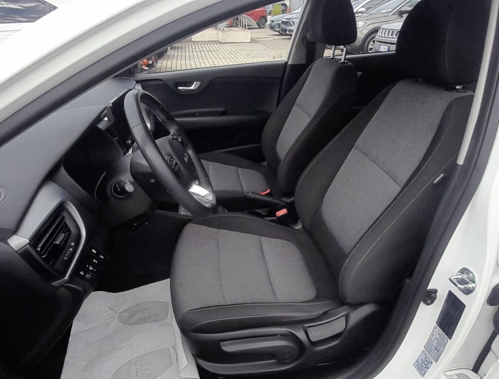 Kia Stonic usata a Cosenza (11)