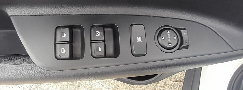 Kia Stonic usata a Cosenza (14)
