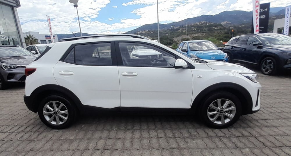 Kia Stonic usata a Cosenza (4)