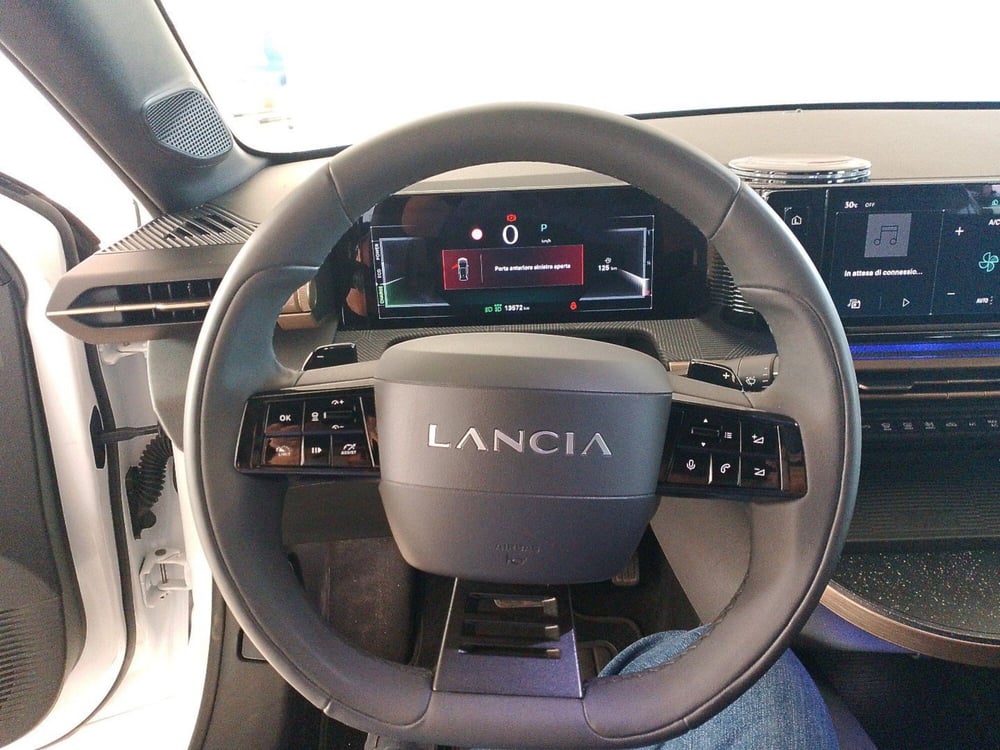 Lancia Ypsilon usata a Lecce (19)
