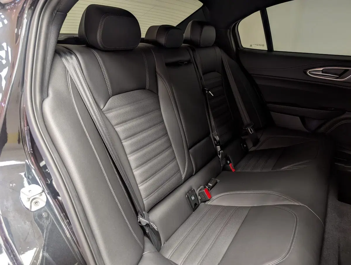 Alfa Romeo Giulia nuova a Teramo (14)