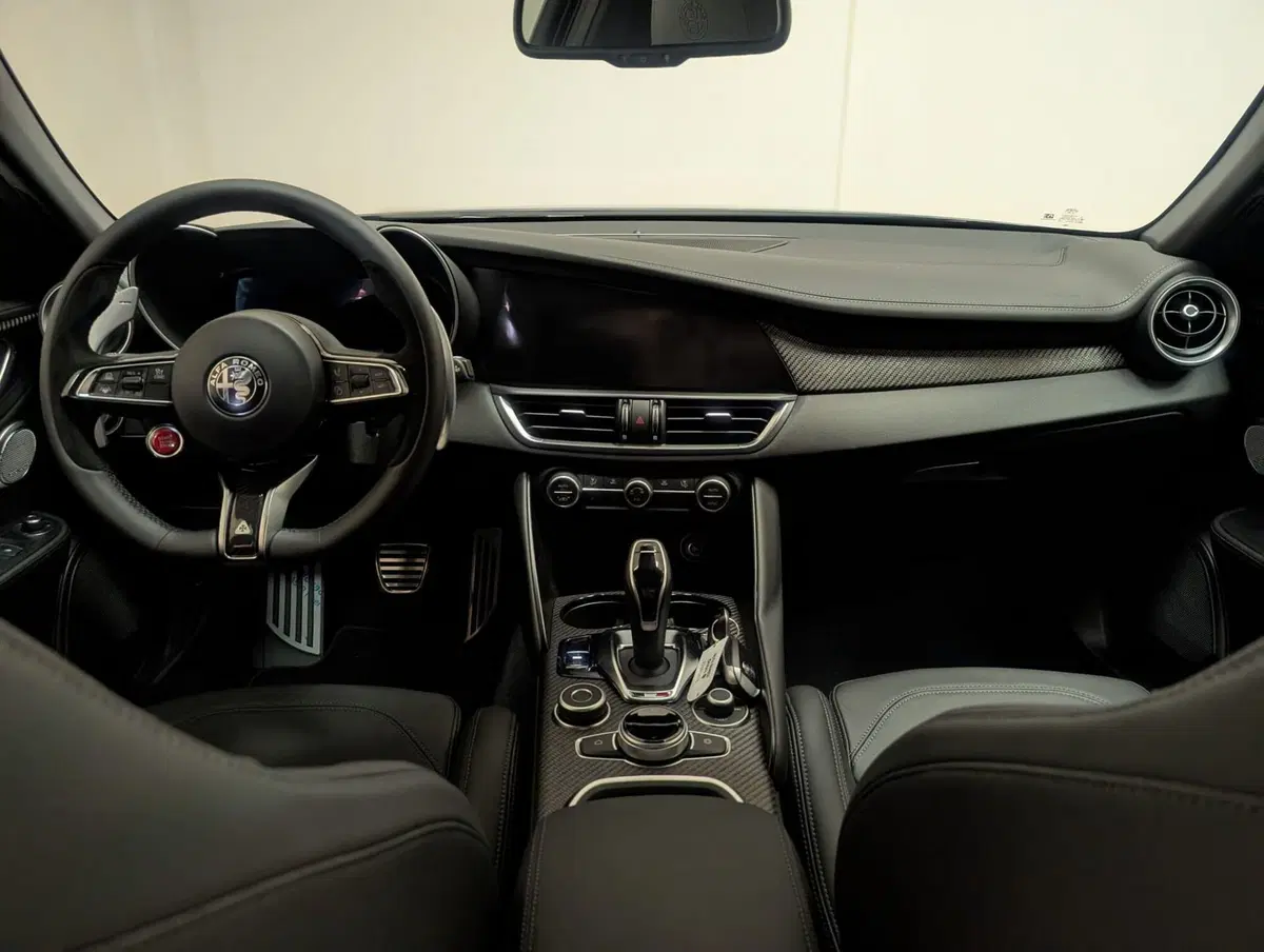 Alfa Romeo Giulia nuova a Teramo (16)