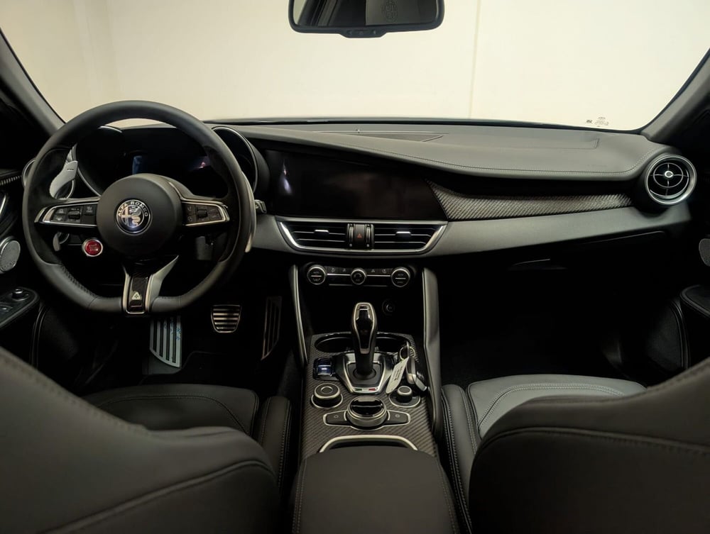 Alfa Romeo Giulia nuova a Teramo (16)
