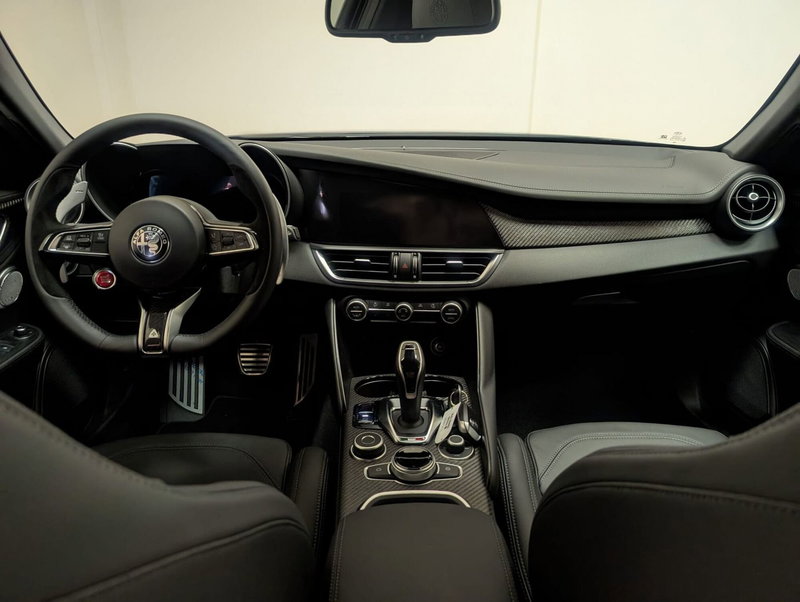 Alfa Romeo Giulia nuova a Teramo (16)