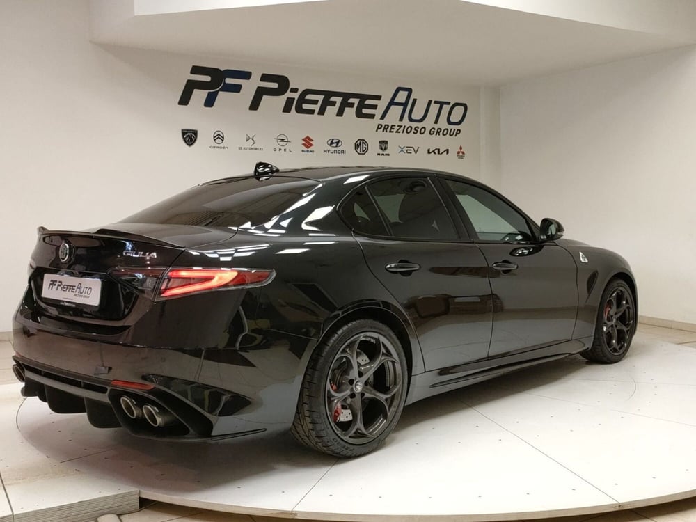 Alfa Romeo Giulia nuova a Teramo (4)