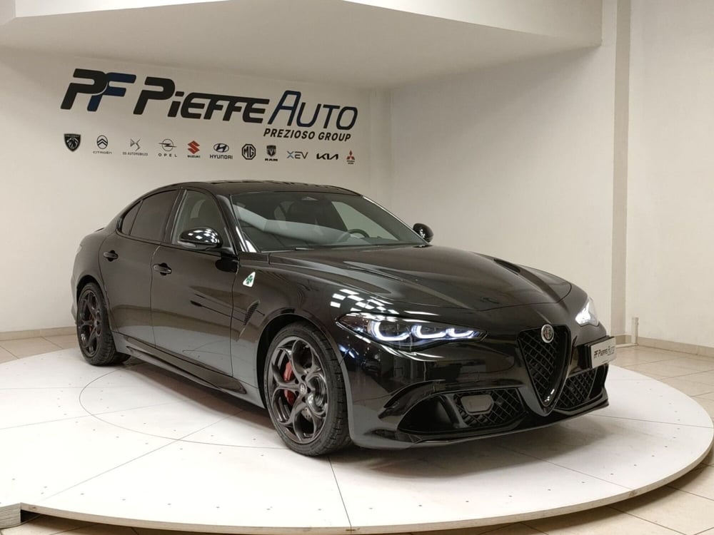 Alfa Romeo Giulia nuova a Teramo (6)