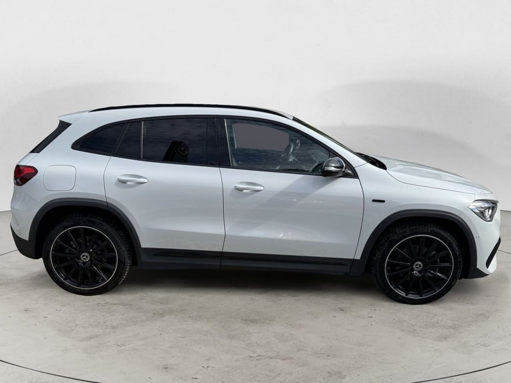 Mercedes-Benz GLA SUV usata a Como (13)