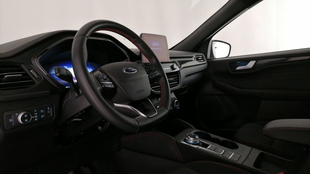 Ford Kuga usata a Roma (11)