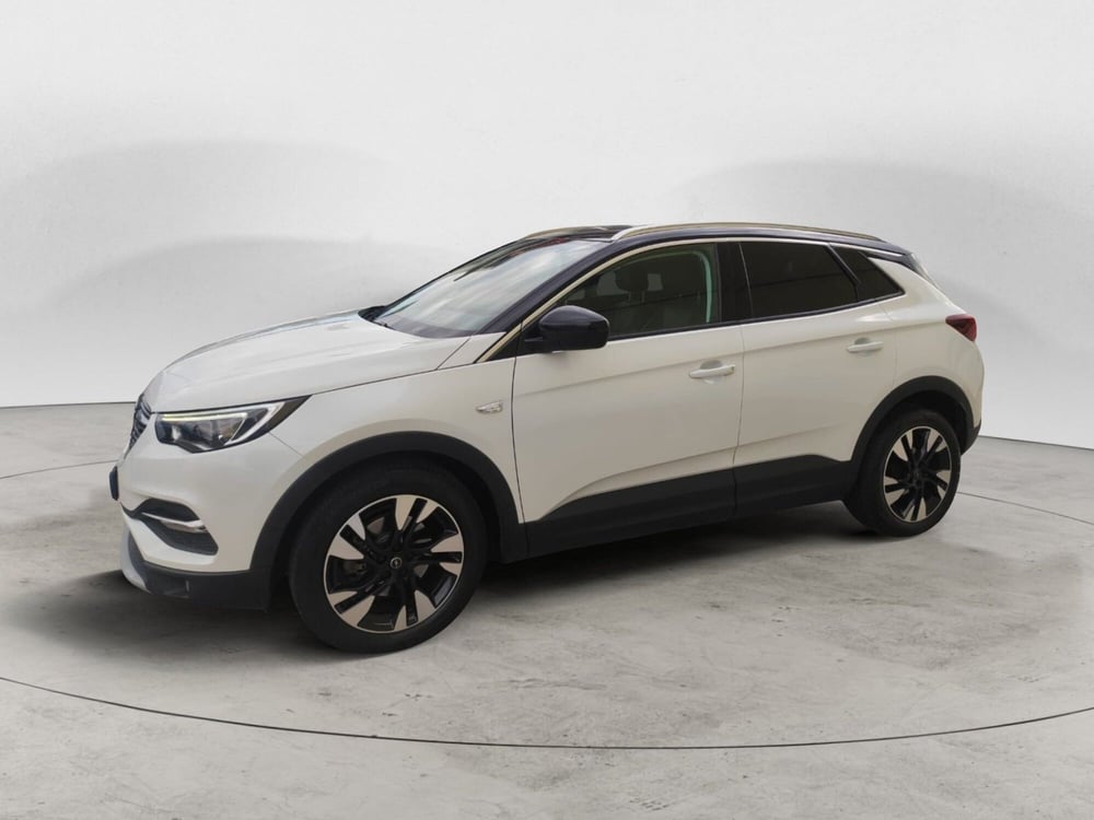 Opel Grandland X usata a Salerno (3)