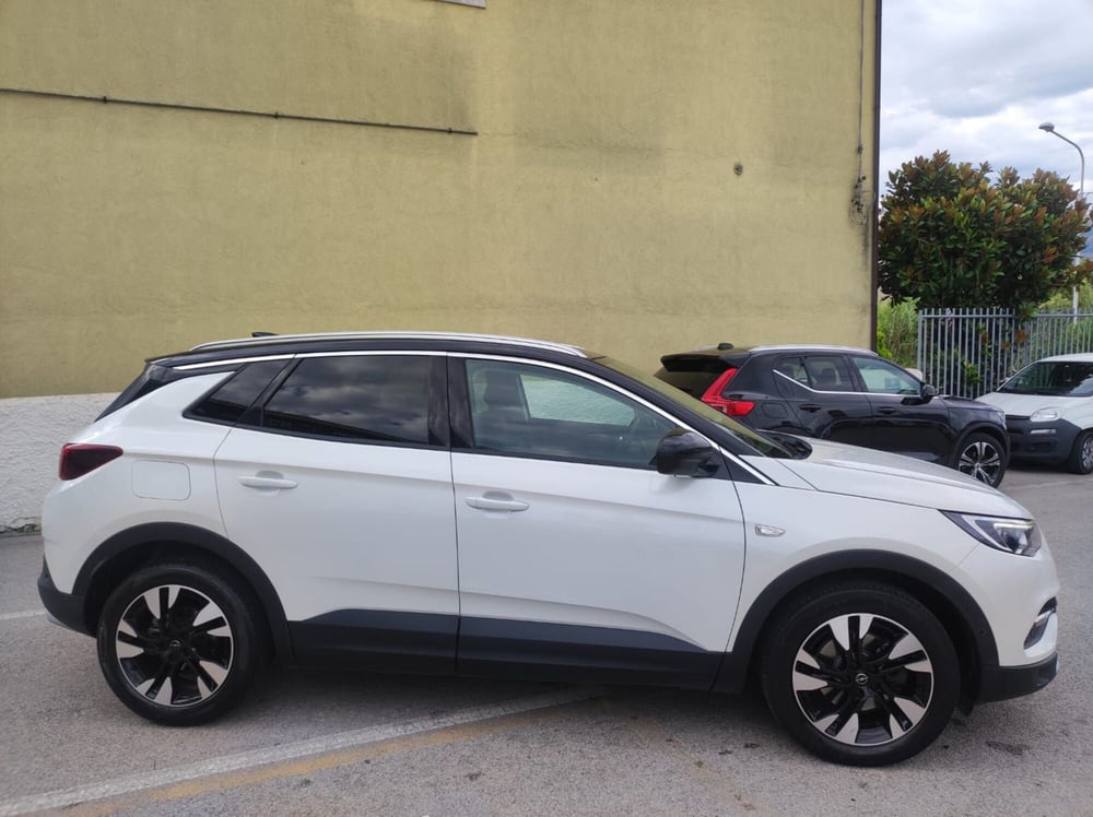 Opel Grandland X usata a Salerno (8)