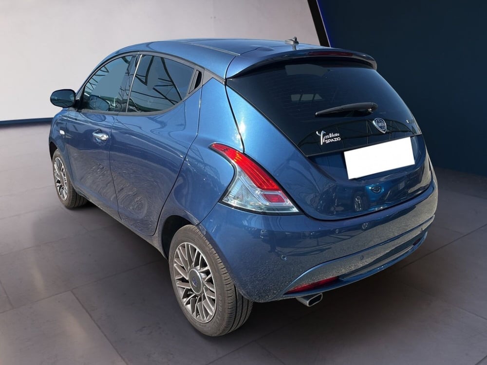 Lancia Ypsilon usata a Torino (5)