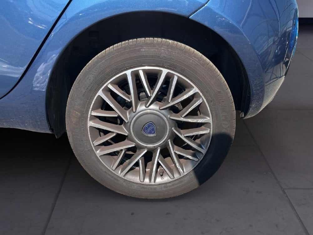 Lancia Ypsilon usata a Torino (8)