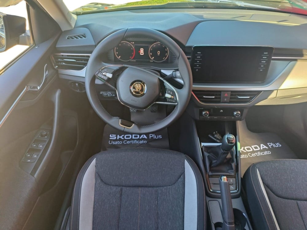 Skoda Kamiq nuova a Prato (8)