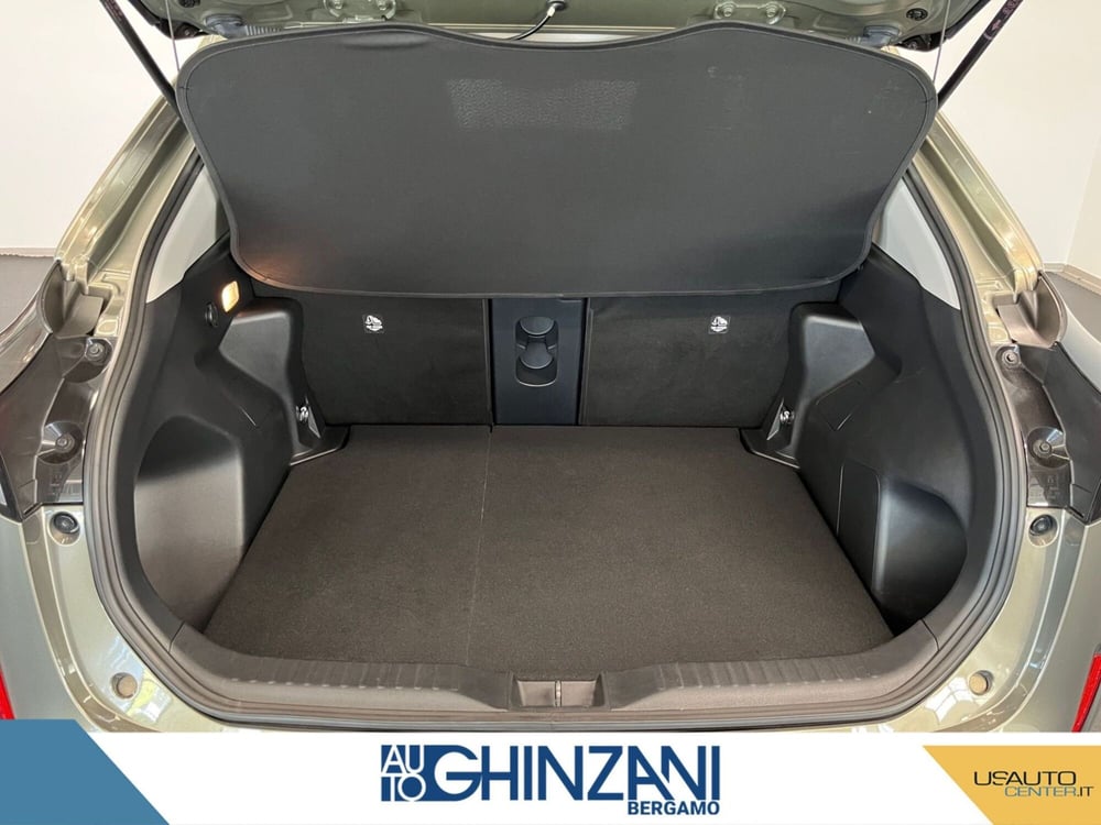 Toyota Yaris Cross usata a Bergamo (14)