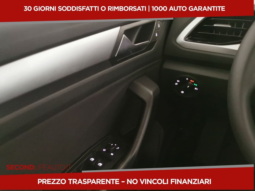 Volkswagen T-Roc nuova a Chieti (15)