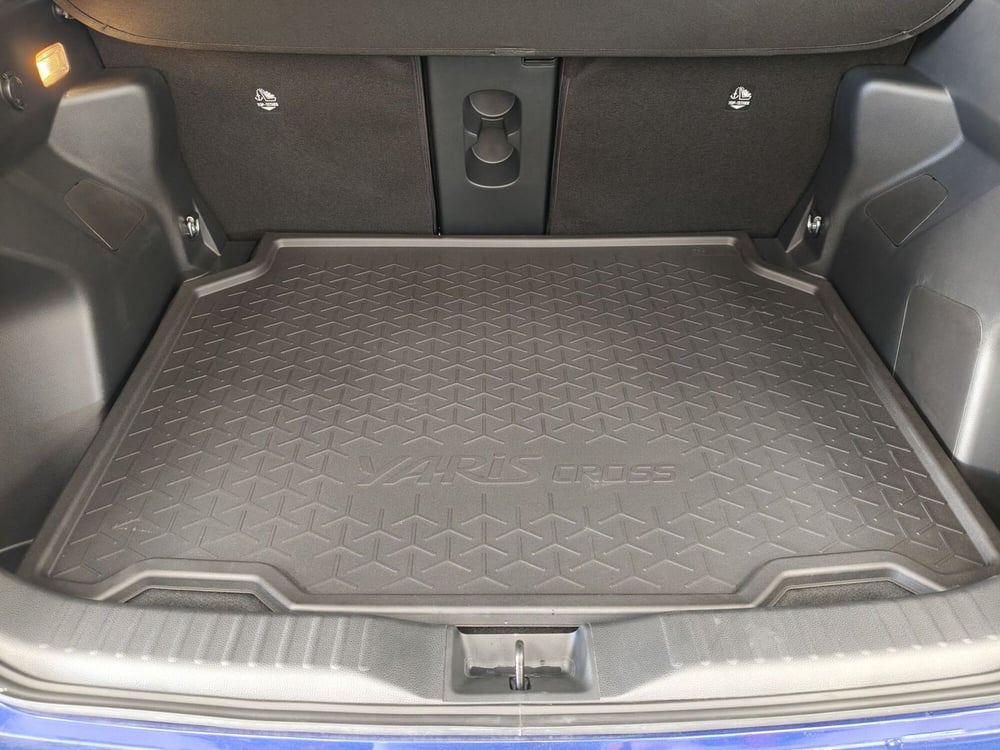 Toyota Yaris Cross usata a Roma (13)