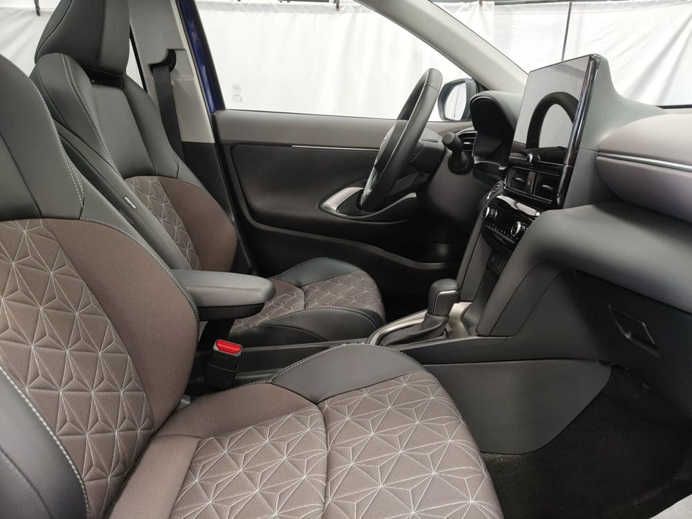 Toyota Yaris Cross usata a Roma (5)
