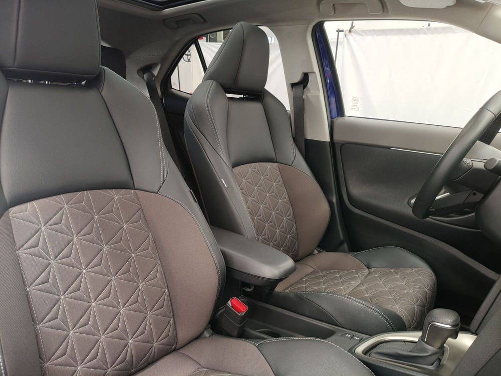 Toyota Yaris Cross usata a Roma (6)