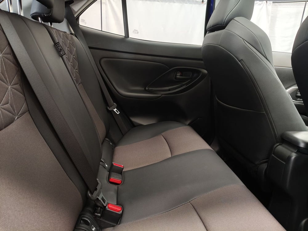 Toyota Yaris Cross usata a Roma (7)