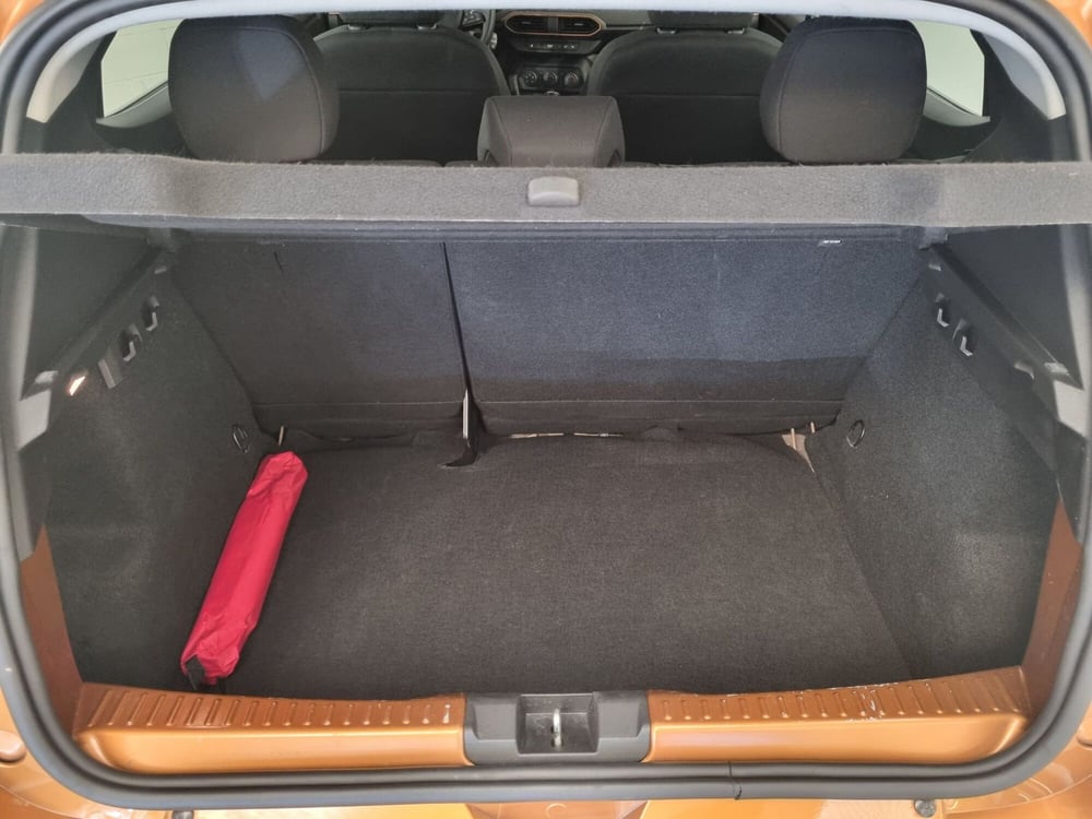 Dacia Sandero usata a Pavia (9)