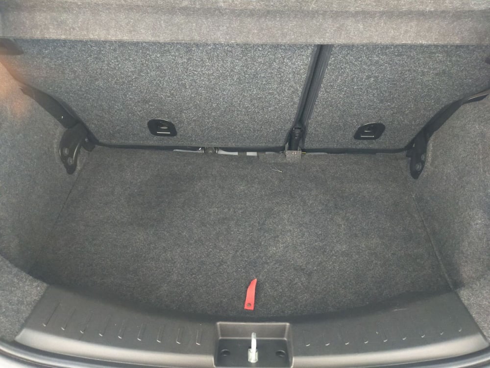 Lancia Ypsilon usata a Reggio Emilia (15)