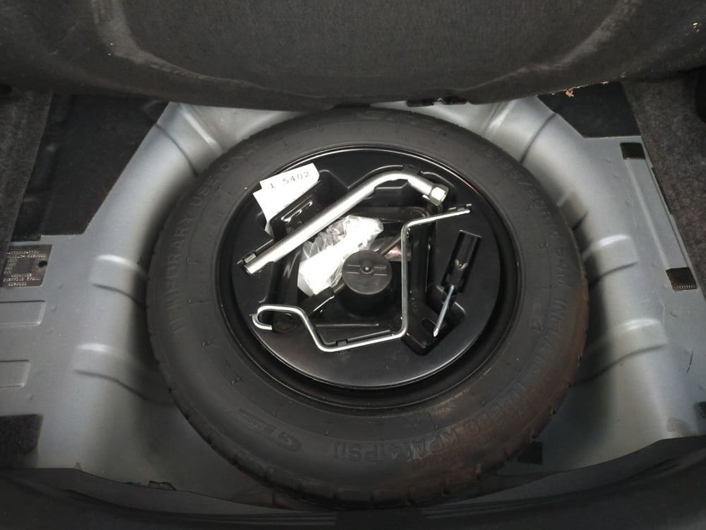 Lancia Ypsilon usata a Reggio Emilia (16)