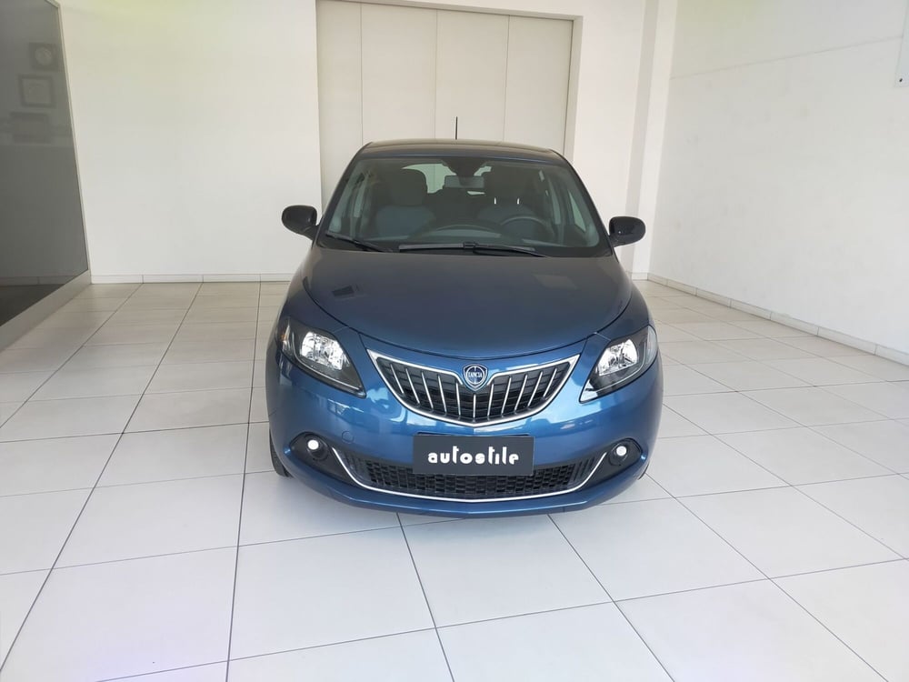 Lancia Ypsilon usata a Reggio Emilia (2)
