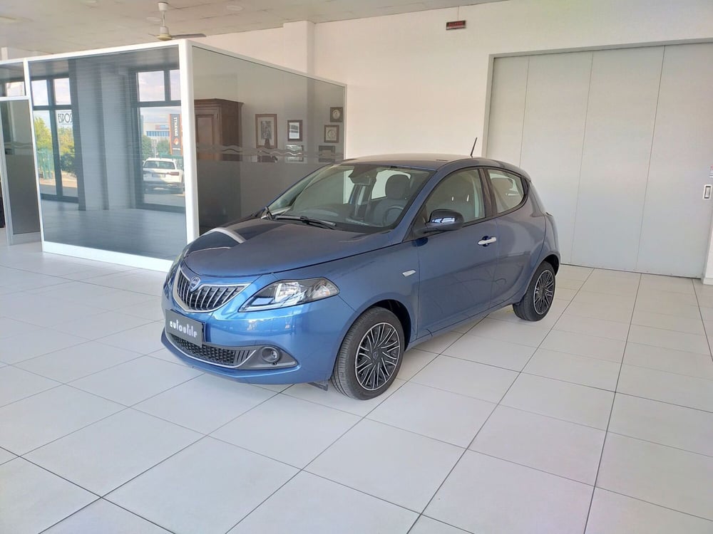 Lancia Ypsilon usata a Reggio Emilia (3)