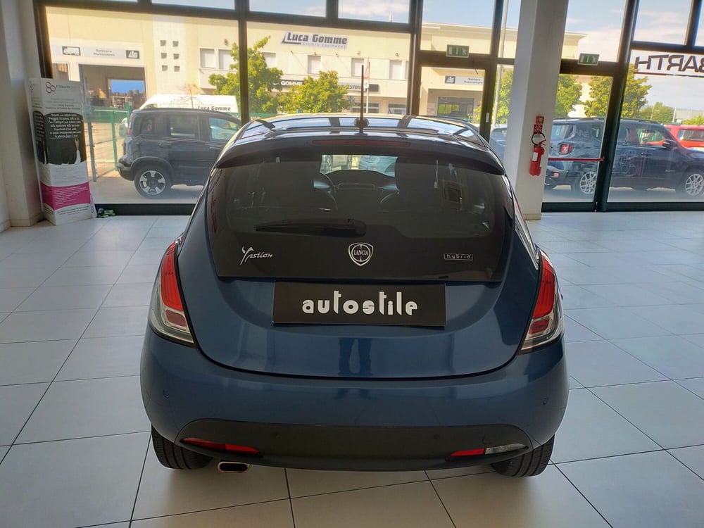 Lancia Ypsilon usata a Reggio Emilia (5)