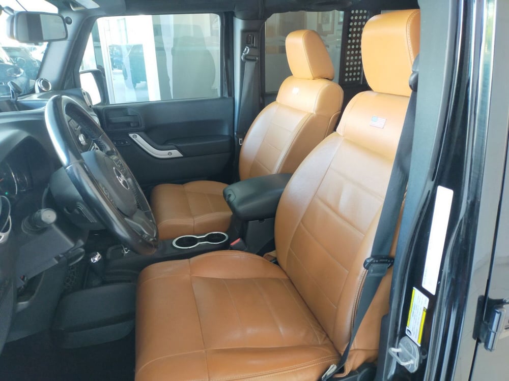 Jeep Wrangler Unlimited usata a Reggio Emilia (10)