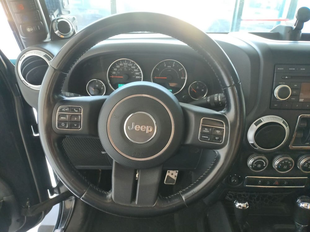 Jeep Wrangler Unlimited usata a Reggio Emilia (12)