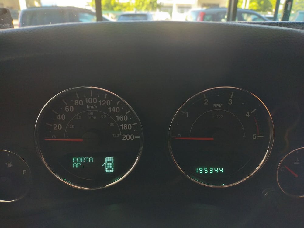 Jeep Wrangler Unlimited usata a Reggio Emilia (13)