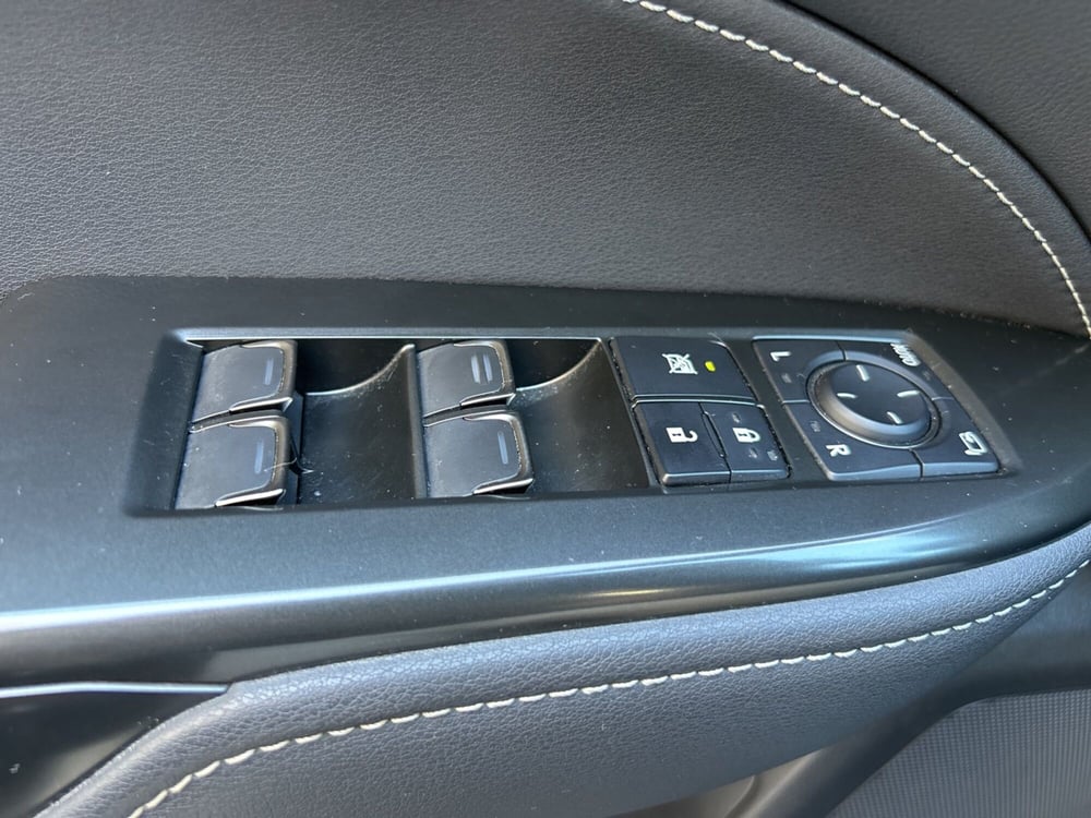 Lexus NX usata a Modena (15)